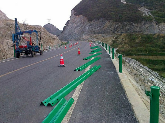 西藏高速公路护栏的设计要素有哪些？